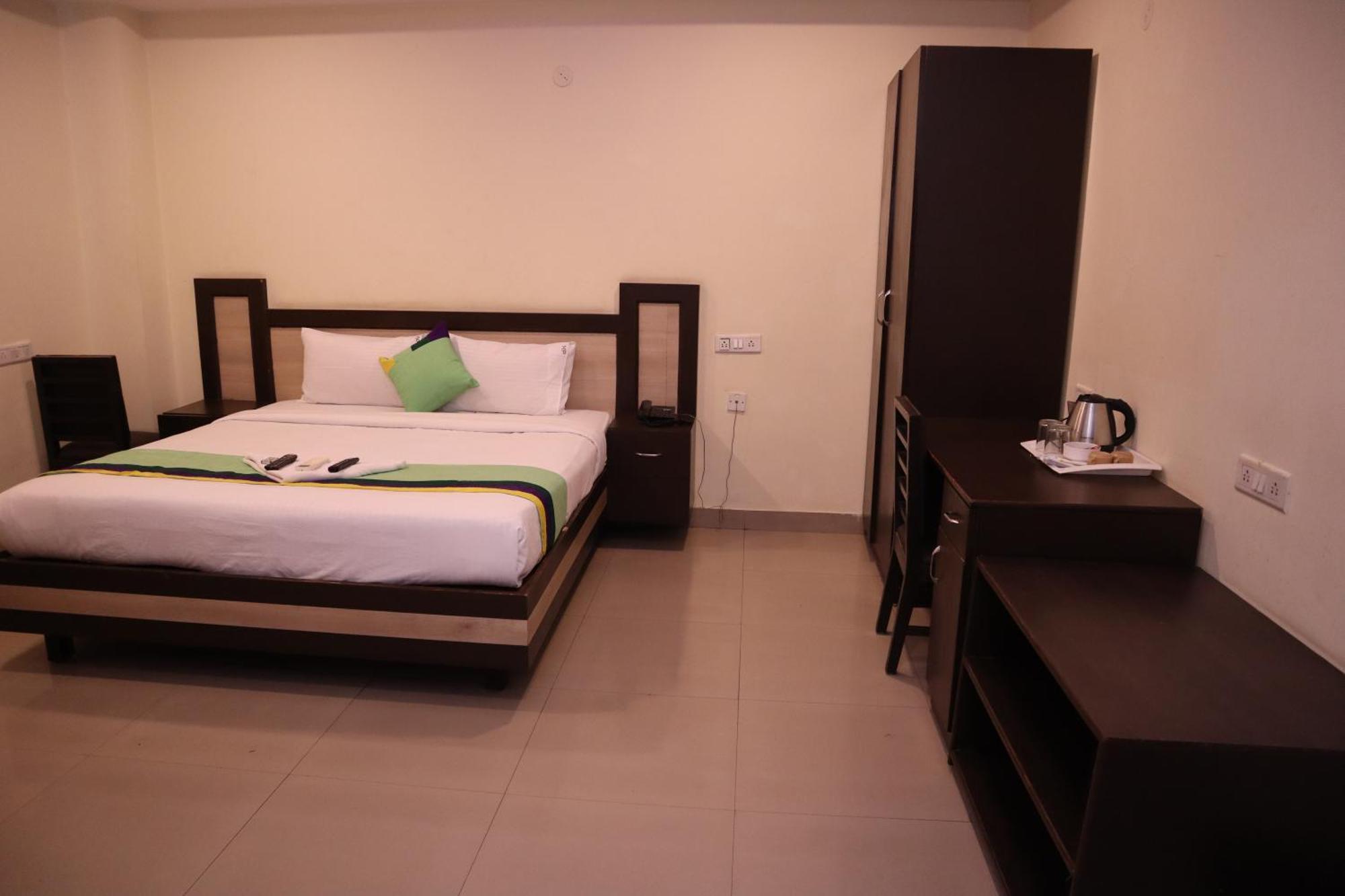 Millennium Plaza Hotel Kammasandra Kültér fotó