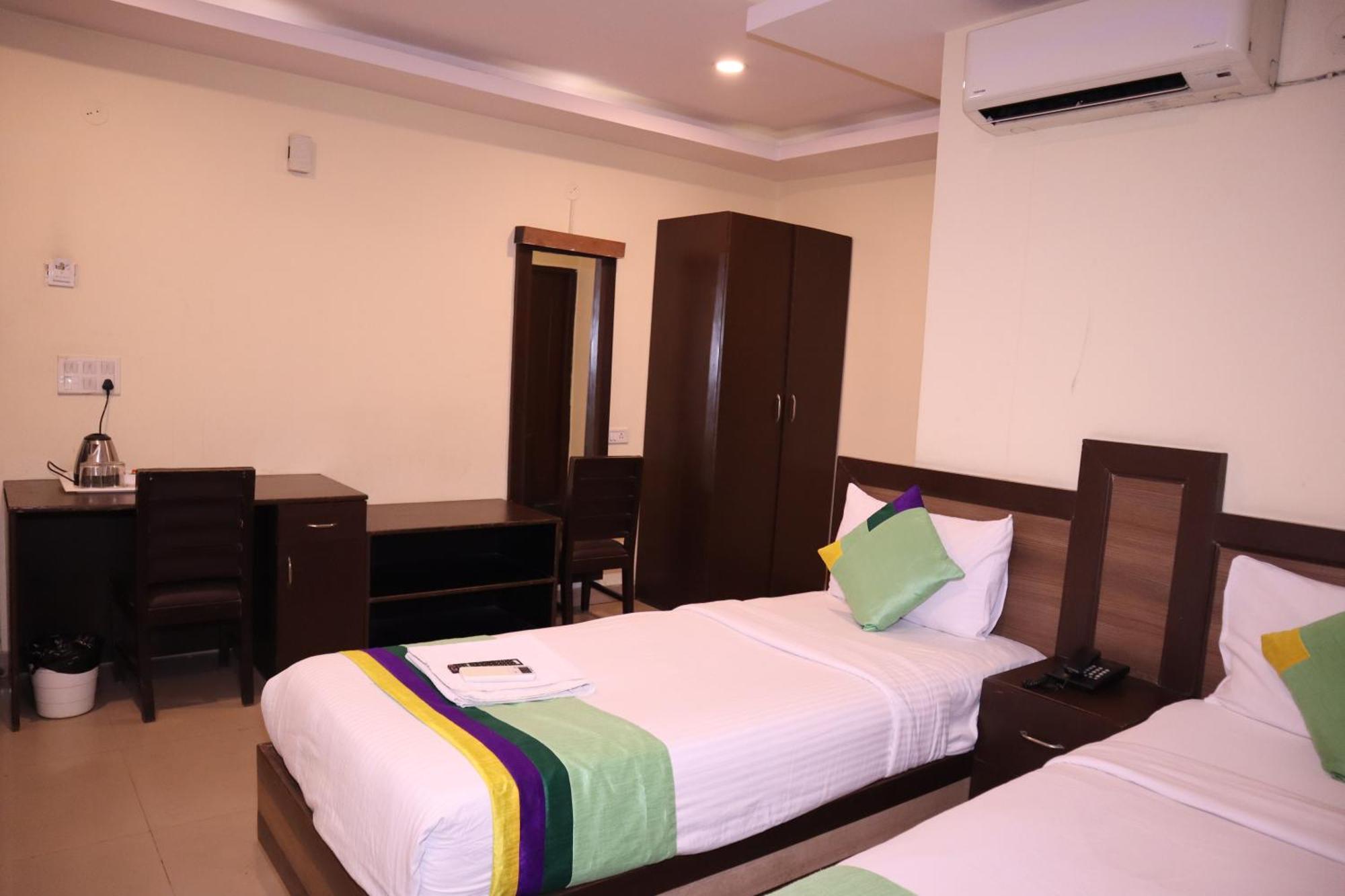 Millennium Plaza Hotel Kammasandra Kültér fotó