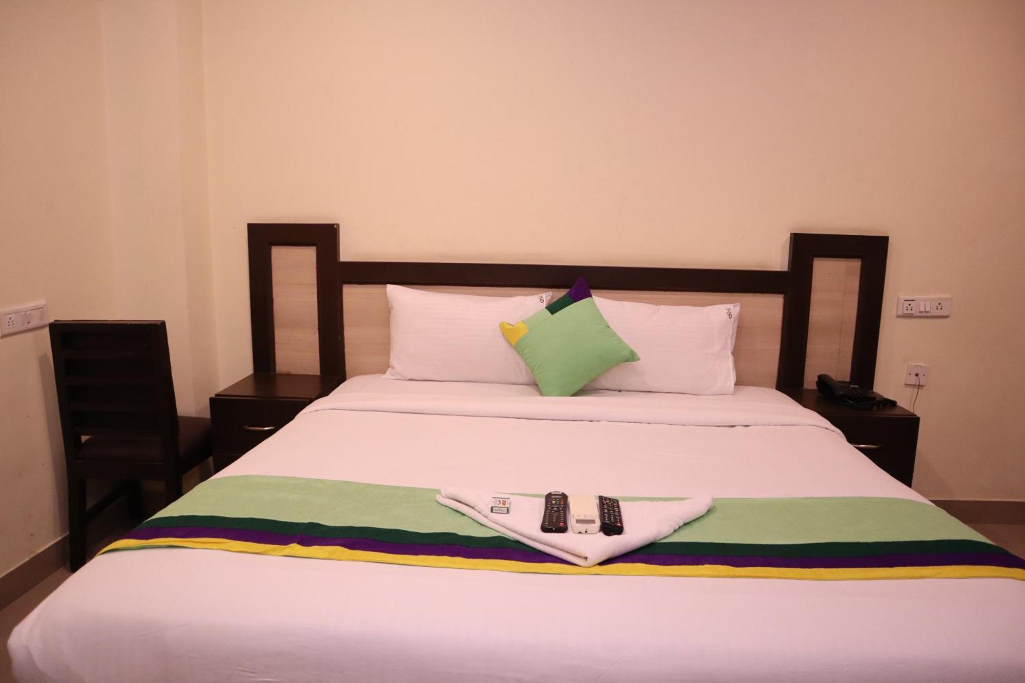 Millennium Plaza Hotel Kammasandra Kültér fotó