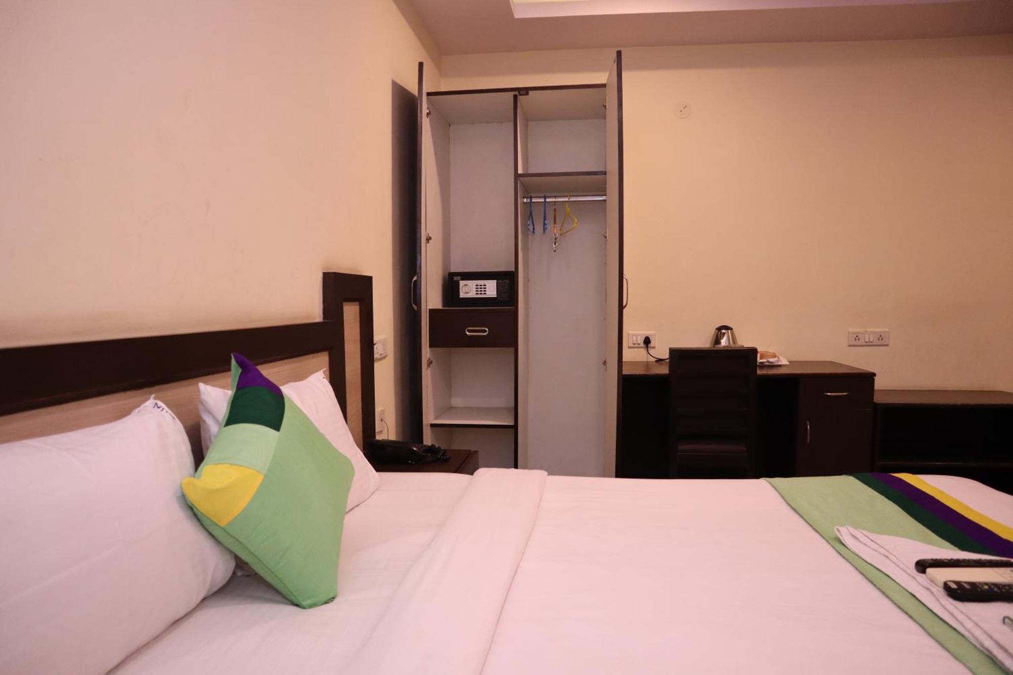 Millennium Plaza Hotel Kammasandra Kültér fotó