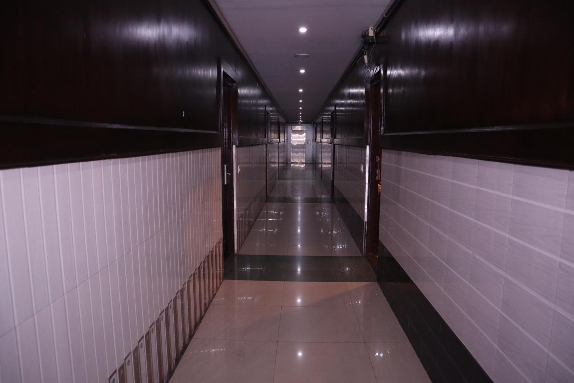 Millennium Plaza Hotel Kammasandra Kültér fotó