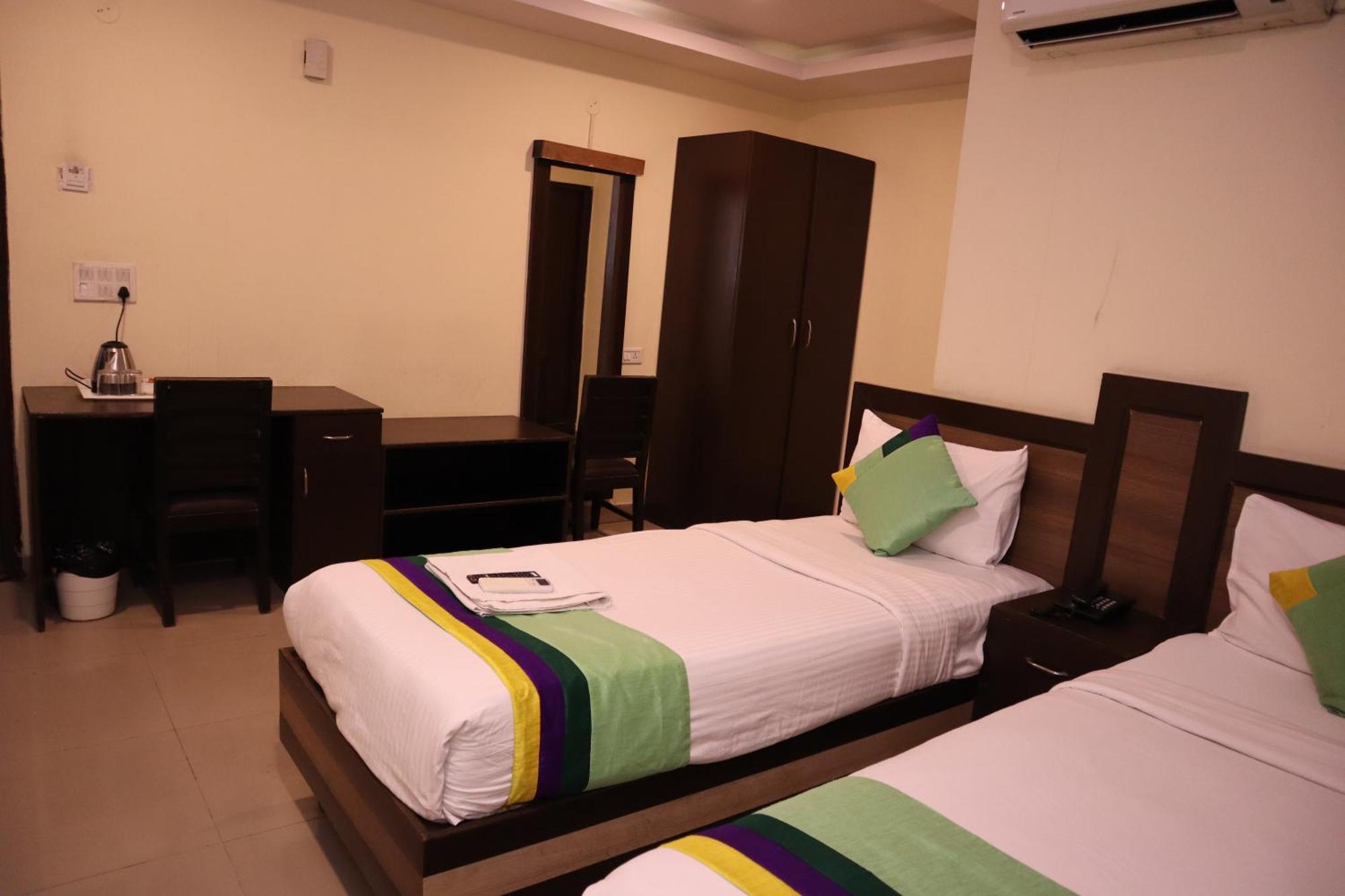 Millennium Plaza Hotel Kammasandra Kültér fotó