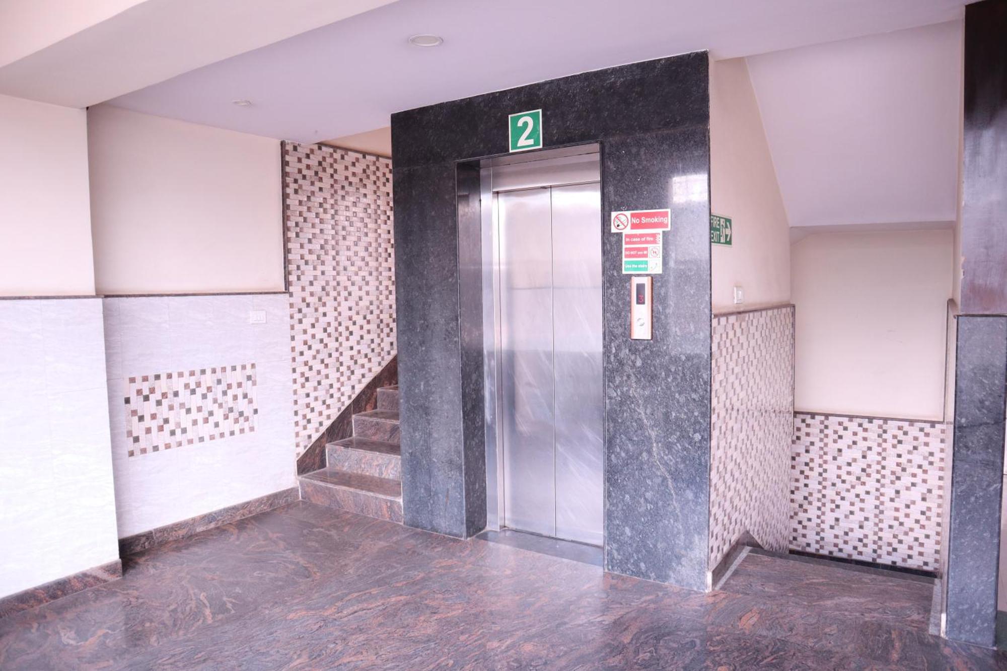Millennium Plaza Hotel Kammasandra Kültér fotó