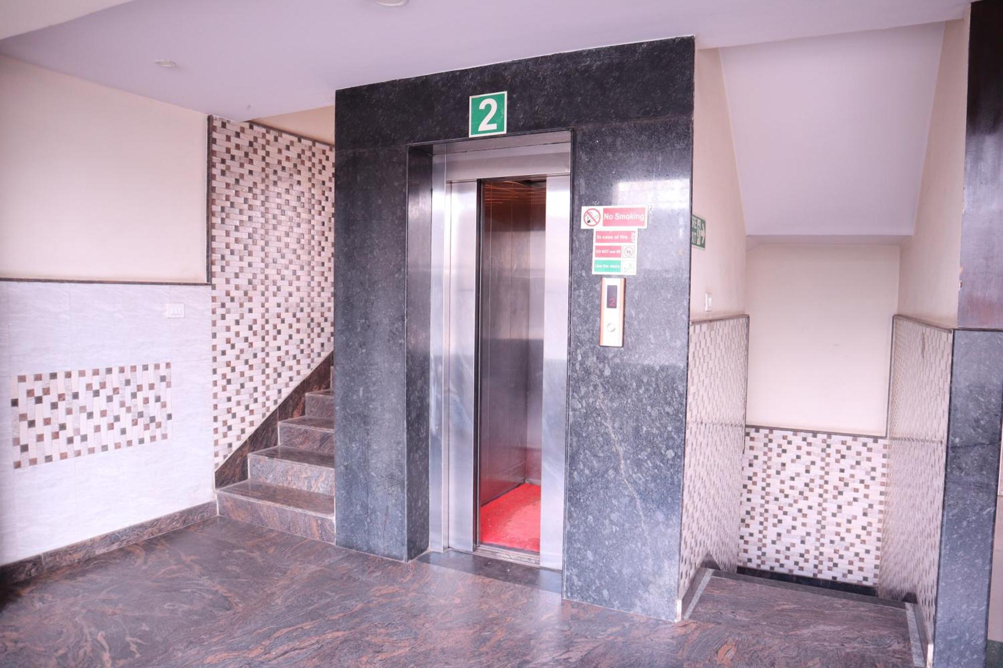 Millennium Plaza Hotel Kammasandra Kültér fotó